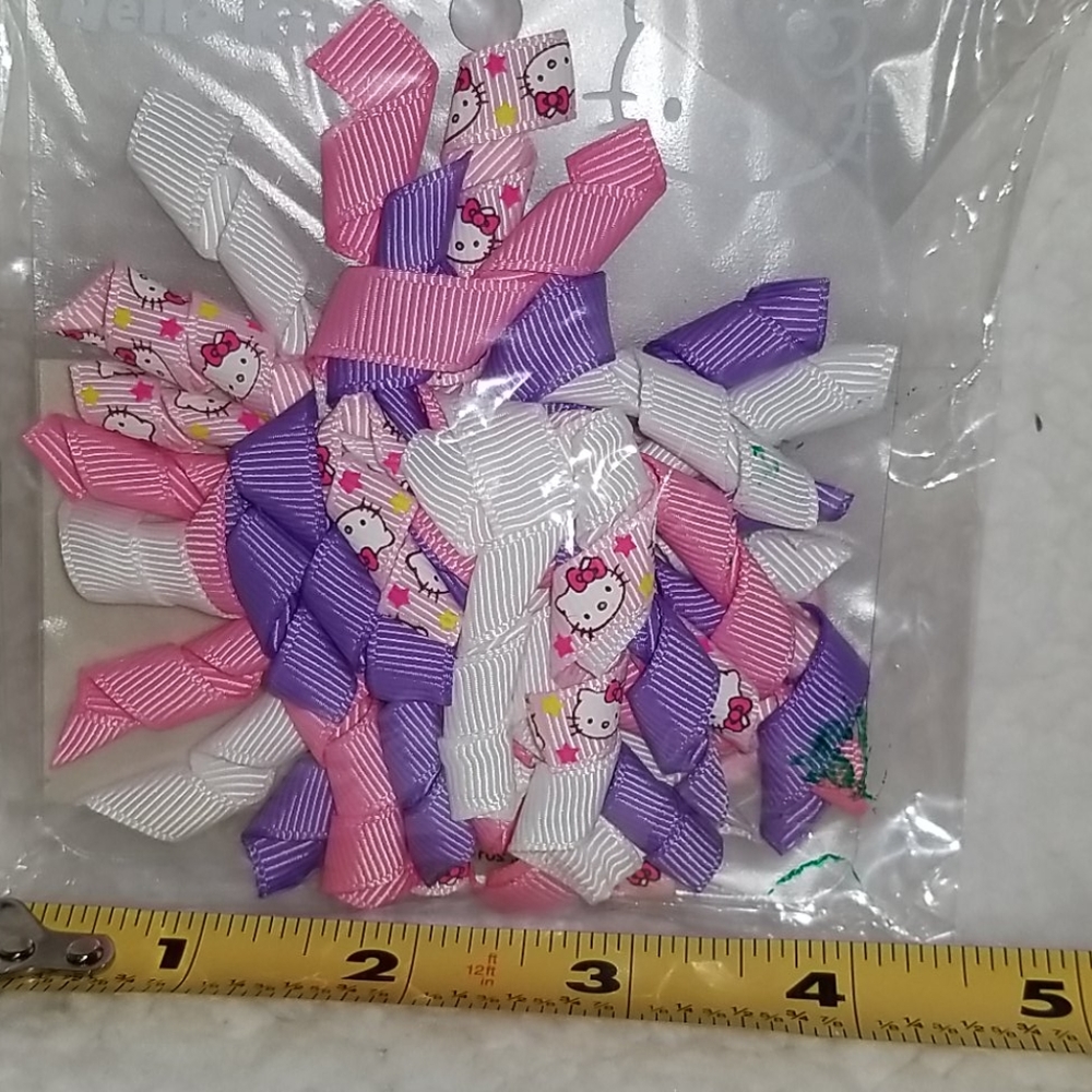 Hello Kitty Gift Set - Picture 4 of 7
